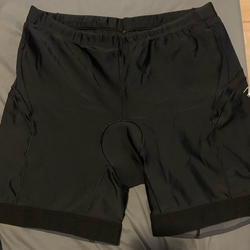 Zoot XL Women’s triathlon shorts